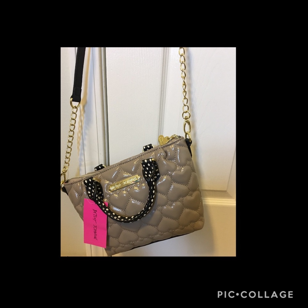 Gorgeous Betsey Johnson Pinch Satchel/Crossbody